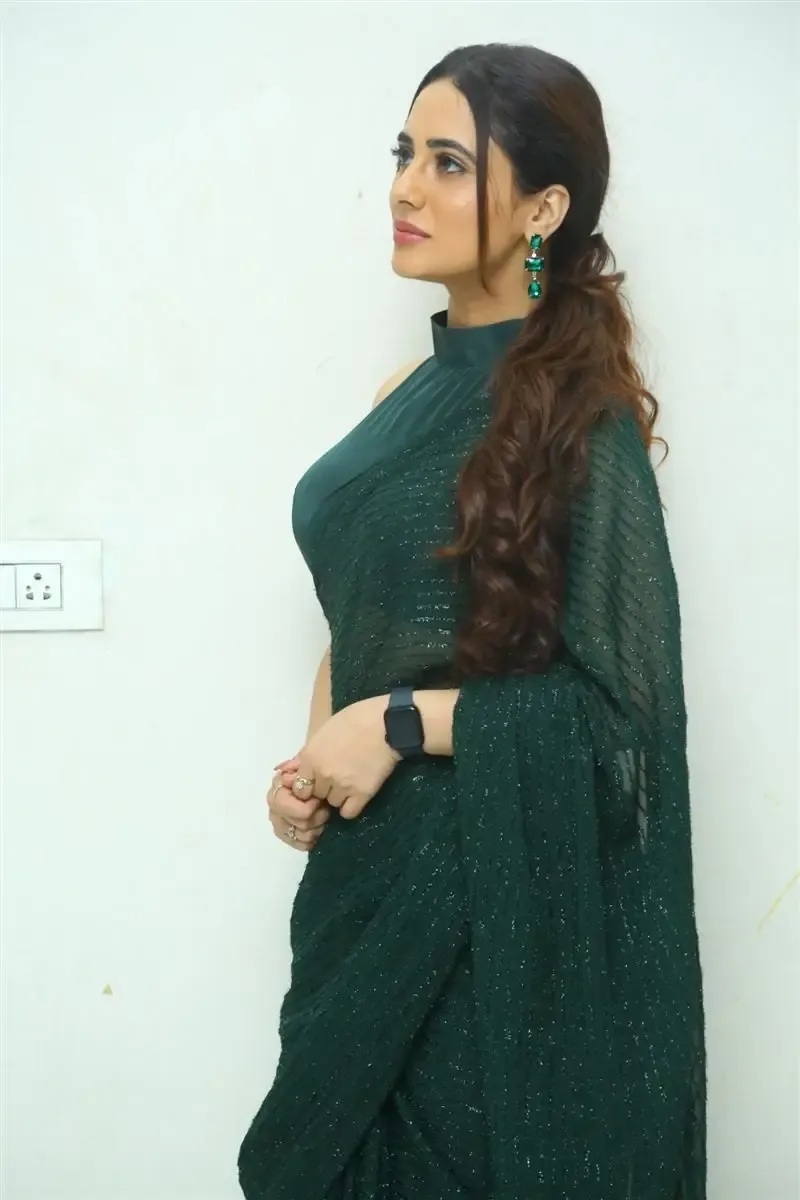 TOLLYWOOD ACTRESS PRIYANKA REWRI IN GREEN SAREE AT PREMA DESHAPU YUVARANI MOVIE 18